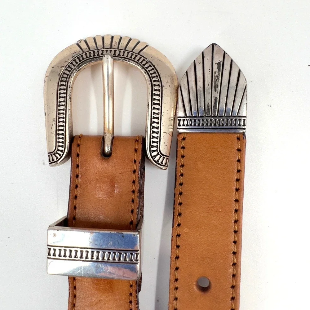 Vintage 1991 Mens Western Leather Belt Braided Edge Silver Engraved Buckle 38
